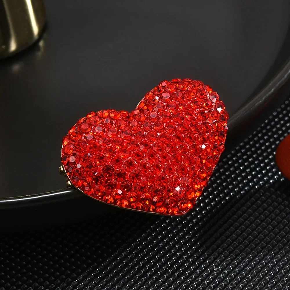 

Romantic Red Heart Brooch for Women Delicate Cooper Corsage Pin Ladies Holiday Gifts Dress Accessories Rhinestone Jewelry Gift