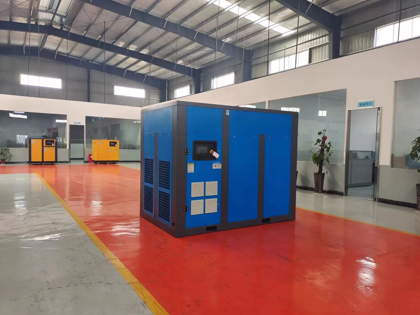 Industrial Equipments ZAT-100 100HP 75KW 8BAR Inverter Air Motor Screw Air Compressor for Extrusion Blow Molding Machine