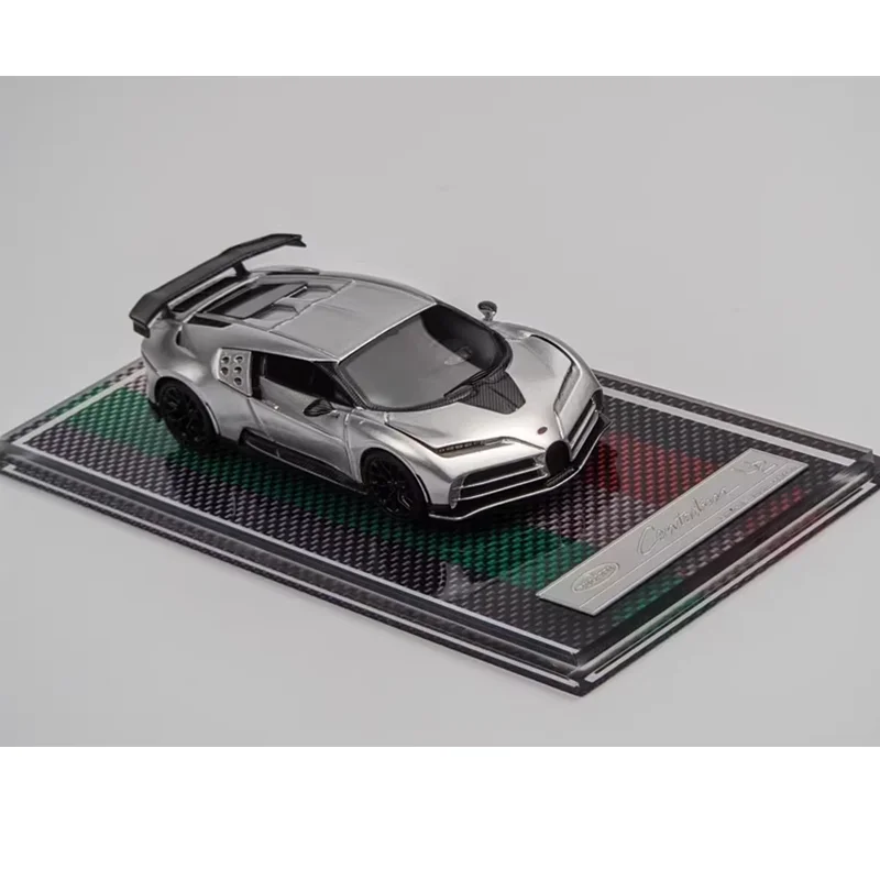 Spot U2 1:64 Bugatti Centodieci 110 edición conmemorativa supercoche rueda negra plateada modelo de coche de resina