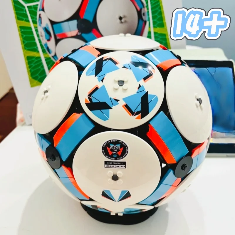 1498 pièces, ballon de football 1:1, en stock, décoration intérieure, collection de jouets, 43019, ensembles de modèles de blocs de construction DIY, cadeaux pour fêtes d'anniversaire