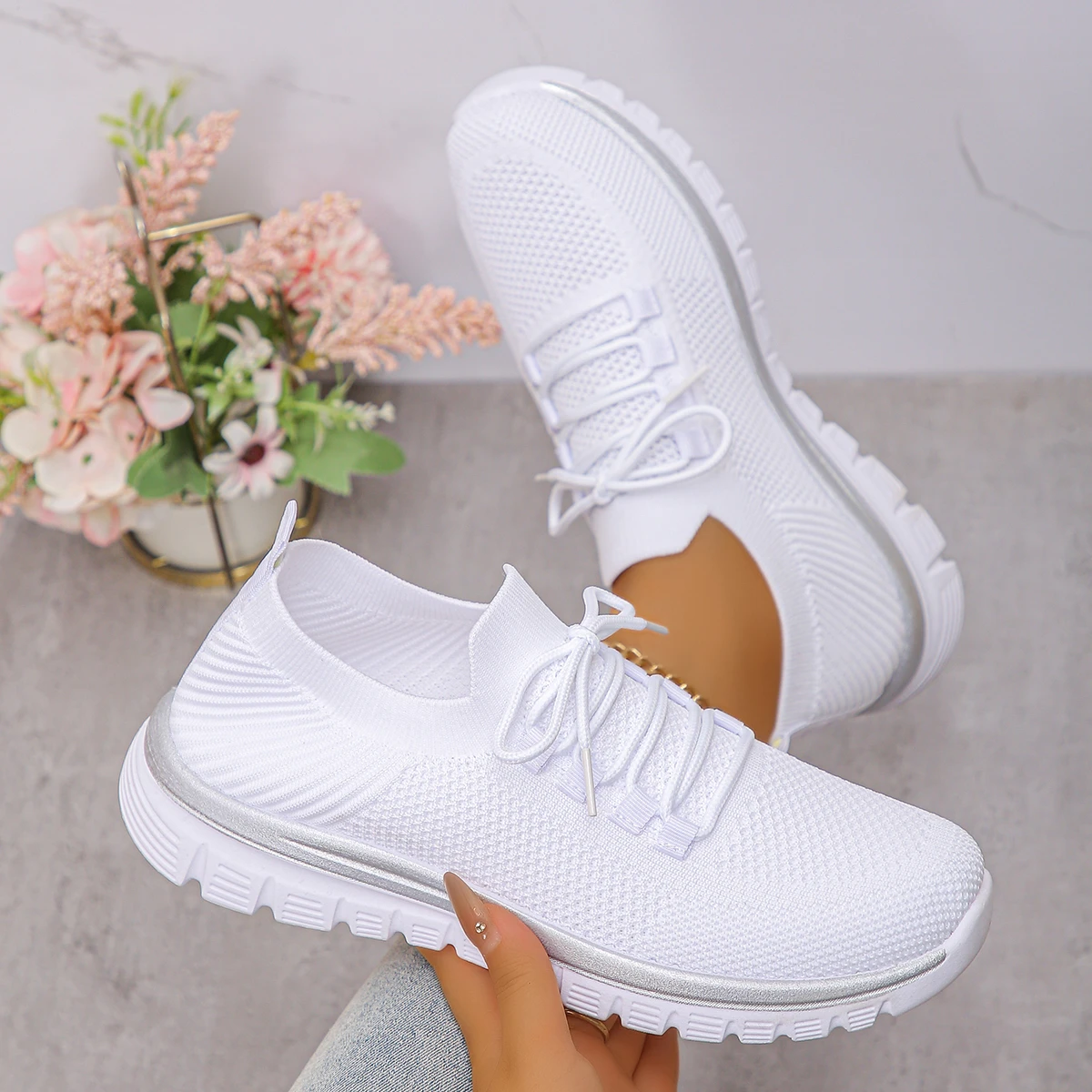 Skechers женская спортивная обувь, новая летняя модная дышащая повседневная обувь, легкая удобная прогулочная обувь Skechers женская спортивная обувь, новая летняя модная дышащая повседневная обувь, легкая удобная прогулочная обувь