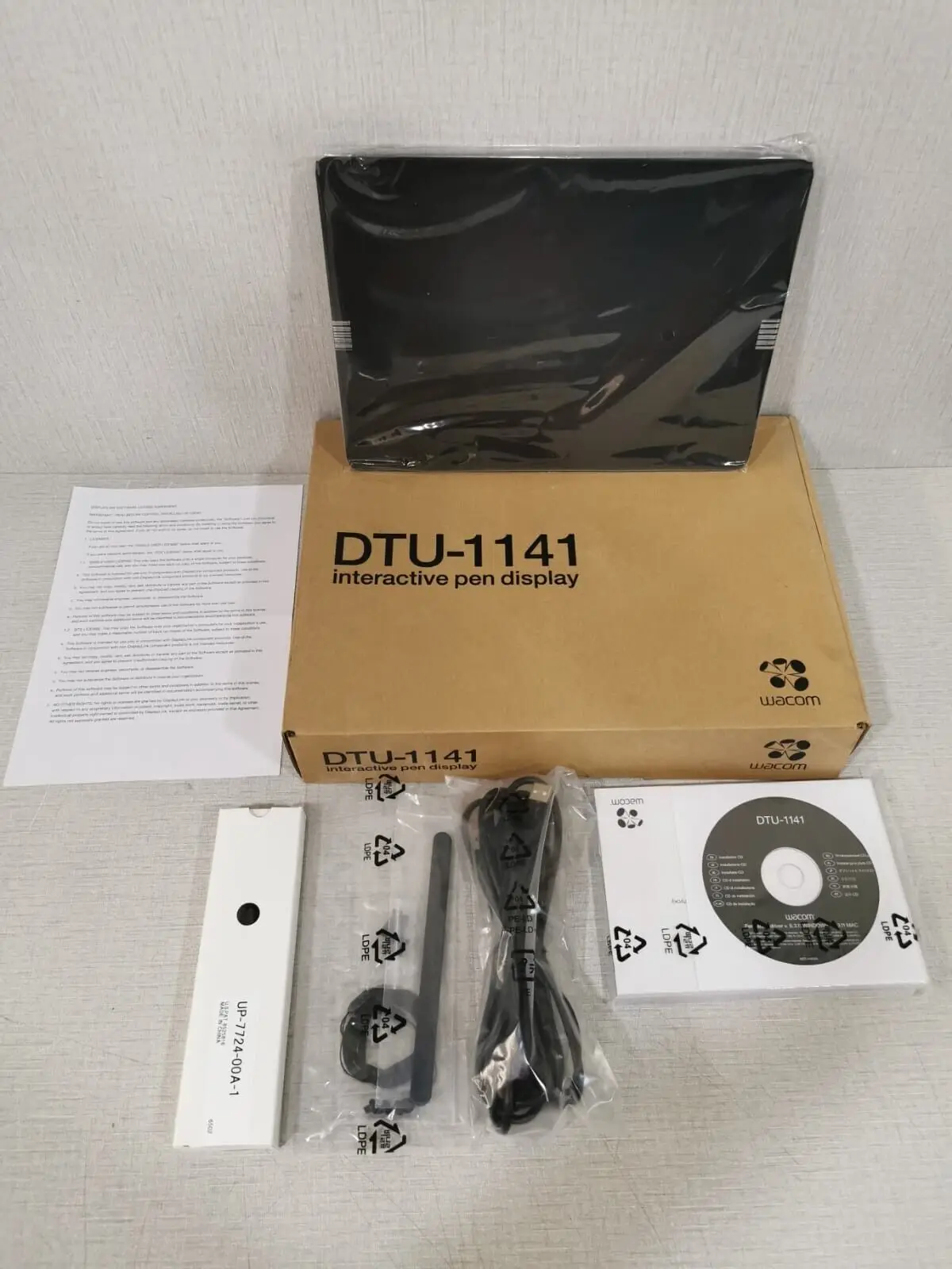 Interactive Drawing Pen Display Signature Capture LCD Tablet Wacom DTU-1141 DTU-1141B