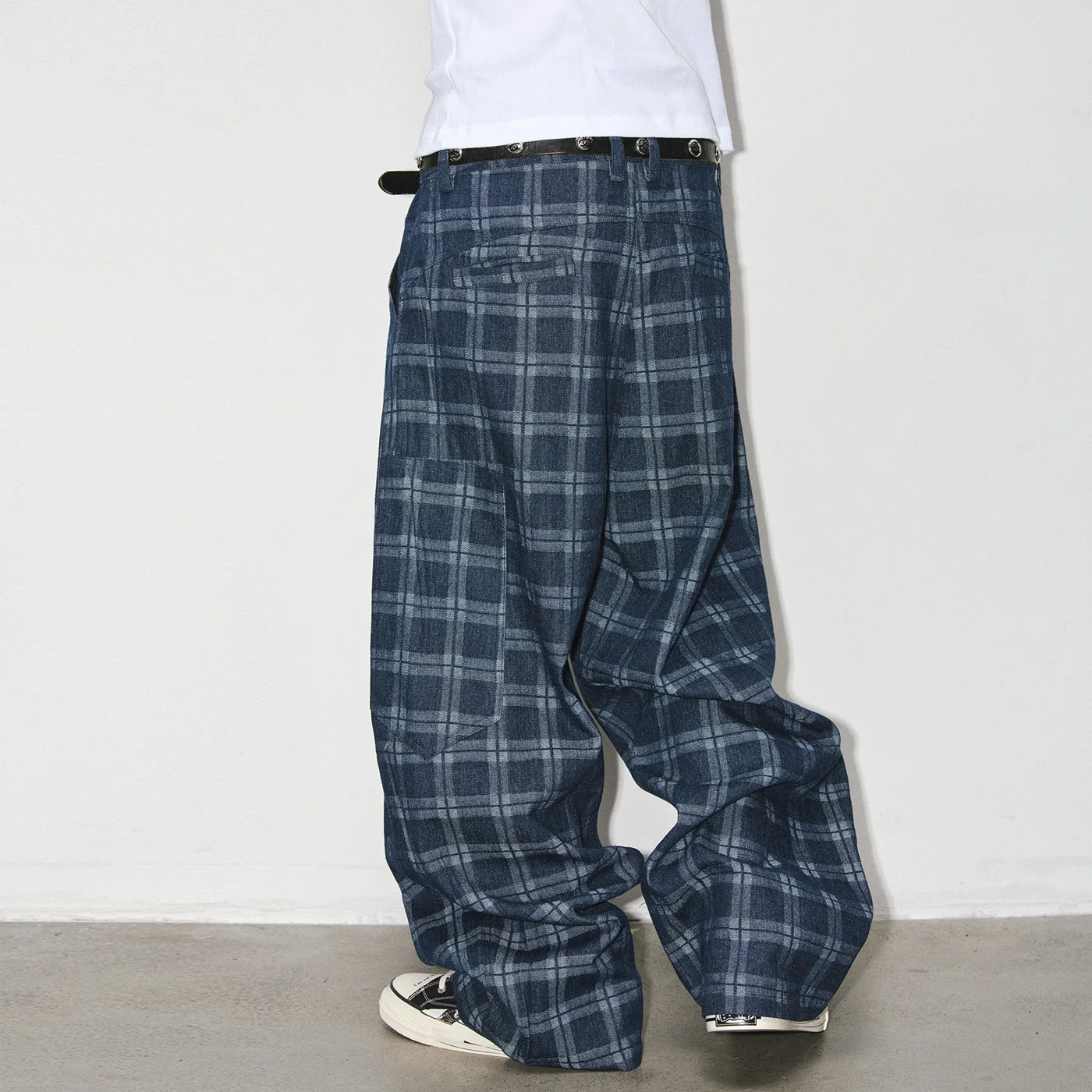 Wide Leg Plaid Curved Knife Pant Men Women Streetwear Fashion Loose Casual Baggy Pants Unisex Commute Trousers
