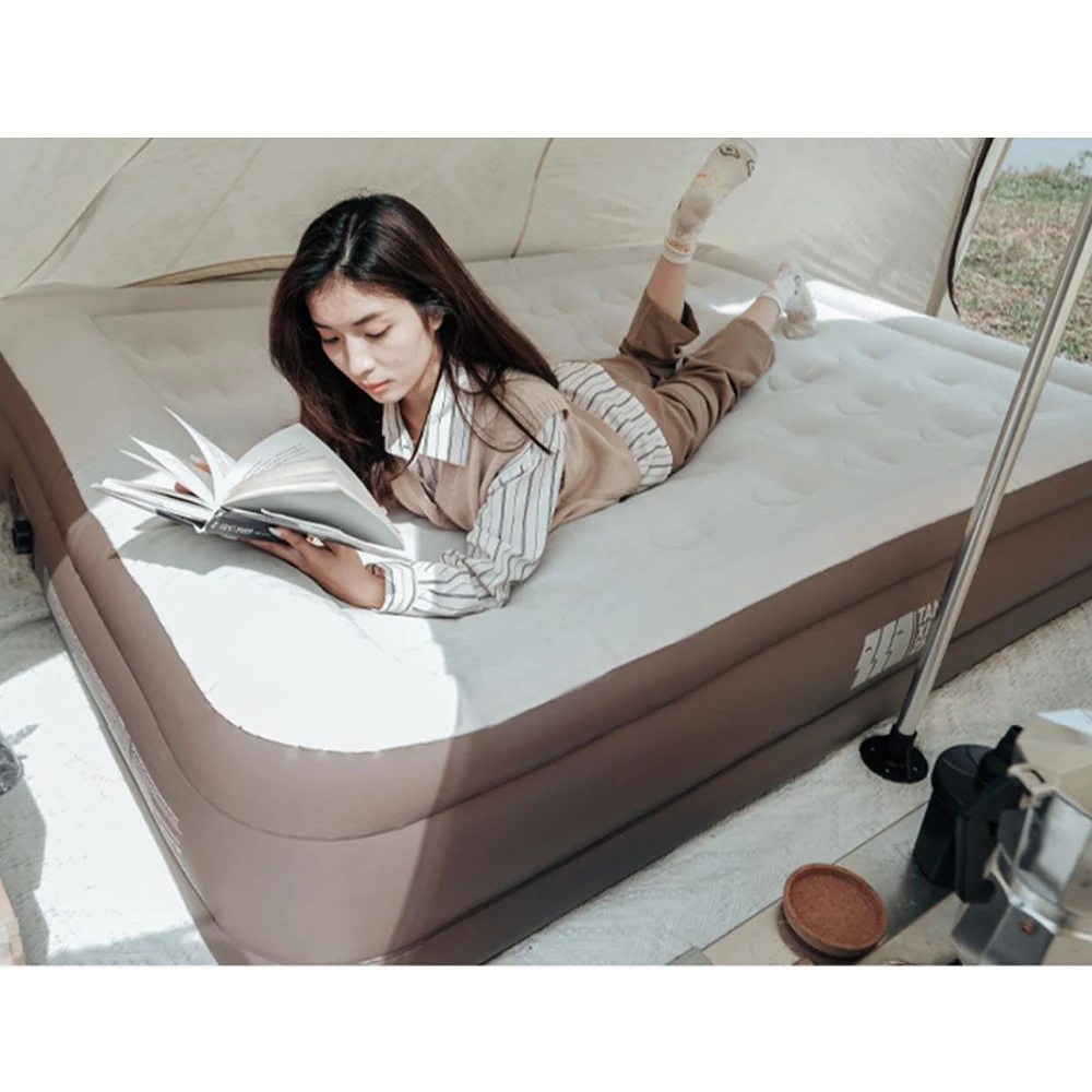 ชาร์จขนาดคิงไซส์ autmoatic บ้านอัตโนมัติ airbed เตียงที่นอนลมเป่าลมคู่พร้อมปั๊มไฟฟ้าในตัว