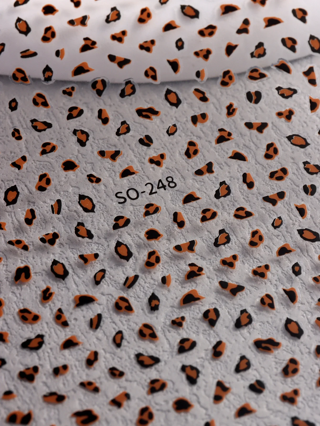 

Leopard Print Nail Sliders, Self-Adhesive Stickers with Brown Black Spots for French Nail Art