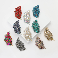 Luxury Crystal Glass Feather Brooches for Women Unisex Rhinestone Pins Multi-color Available Casual Party Accessories Gifts