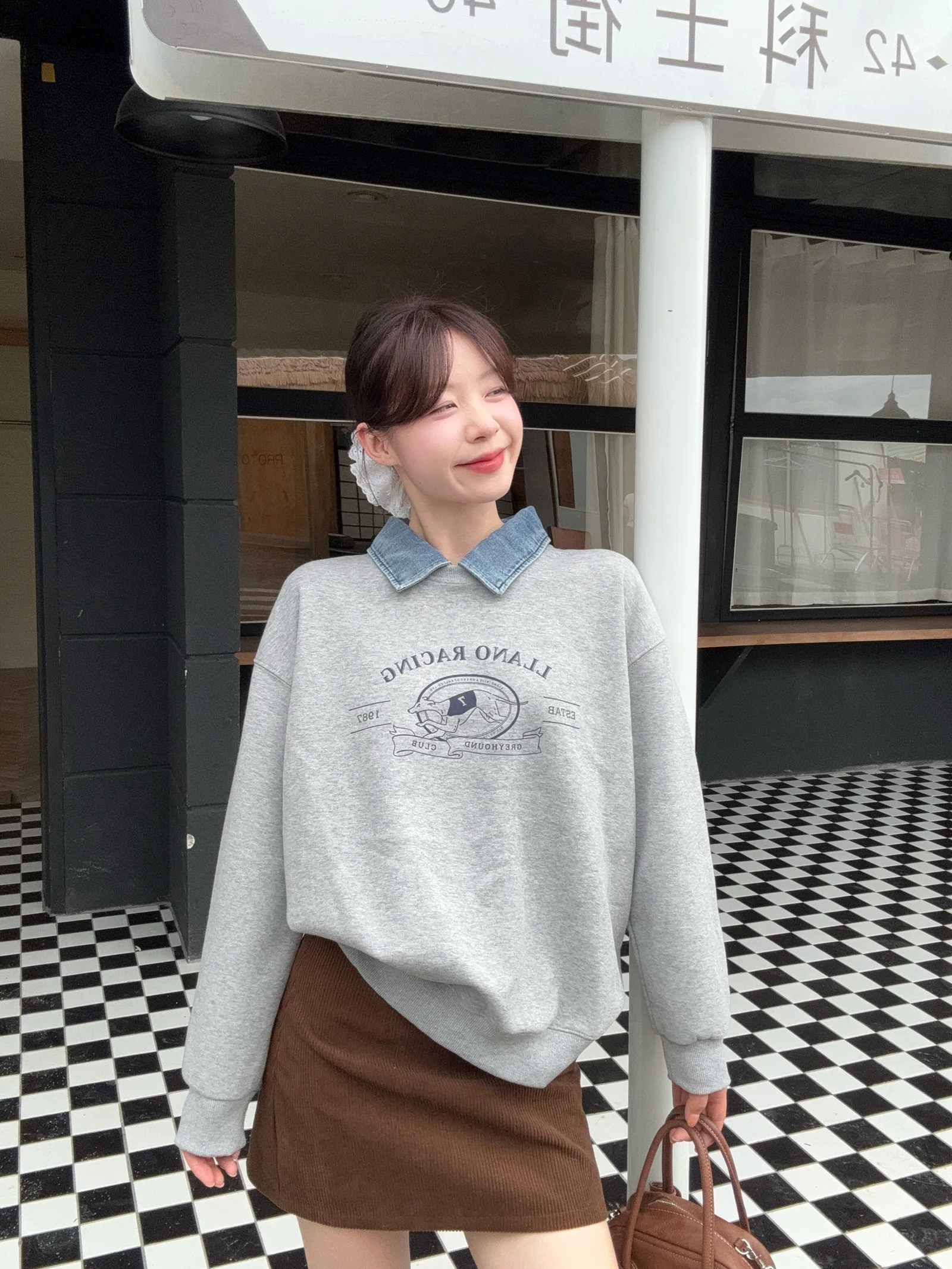 レディース フェイクツーピース パーカー 韓国風 ポロ襟 長袖 ゆったり 厚手 暖かいトップス グレー 漫画プリント 秋冬 カジュアル ファッション