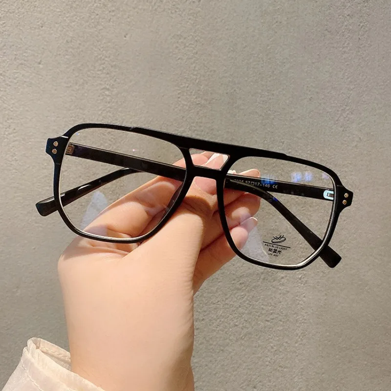 Retro Fashion Anti-blue Light Glasses Men Women Transparent Computer Glasses Frame Eyeglass Frame Flat Glasses Square Eyeglasse