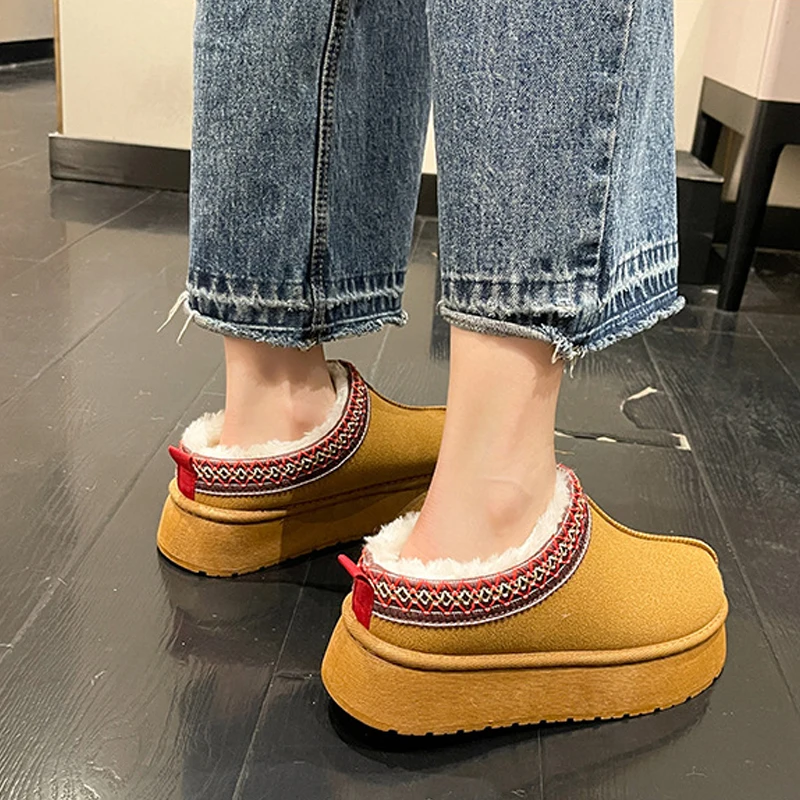 2024 Winter Thick Soled Snow Boots Women Slipper Cashmere Warm Outside Wearing Cotton Shoes Cotton Slipper Chelsea Ankle Boots