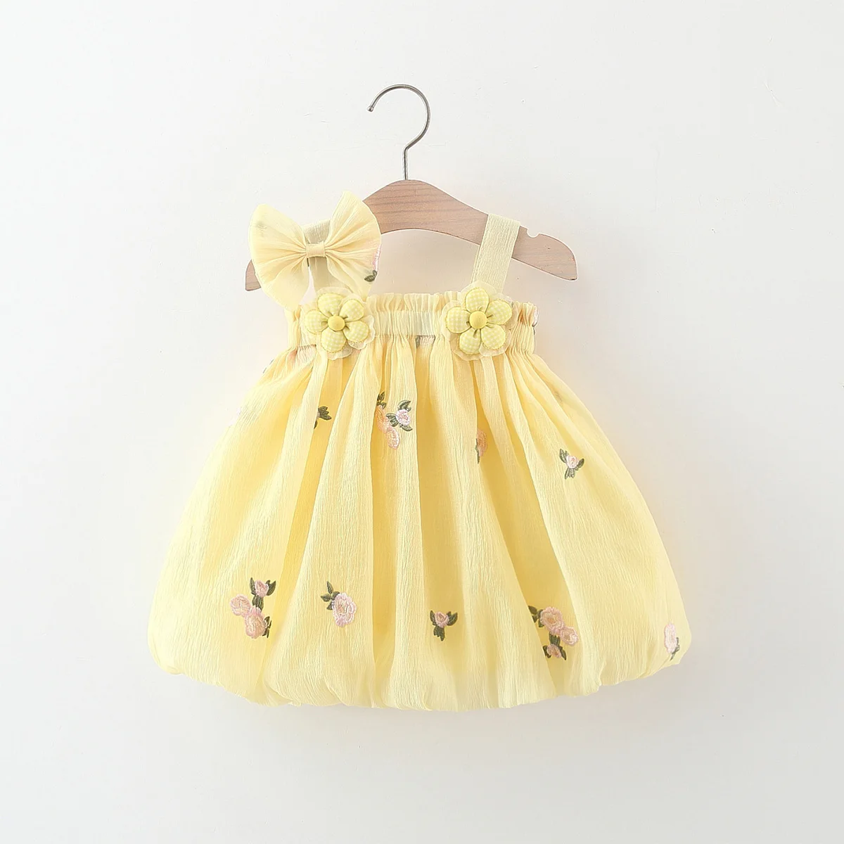 Summer Baby Girl New Camisole Dress Sweet Cute Mesh Embroidered Bow Princess Dress Suitable Party Dress of 0-3 Year Old Babies