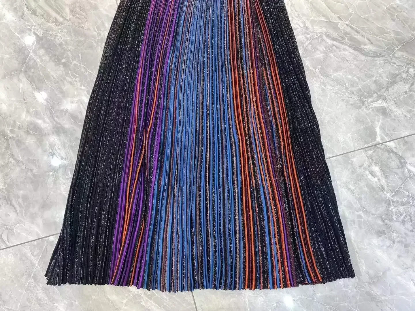 Rainbow Striped Dress V-neck Slim Fit Elegant Fine Gold Thread Maxi Evening Dress 2023 Luxurious Women\'s Sexy Pleated Dress