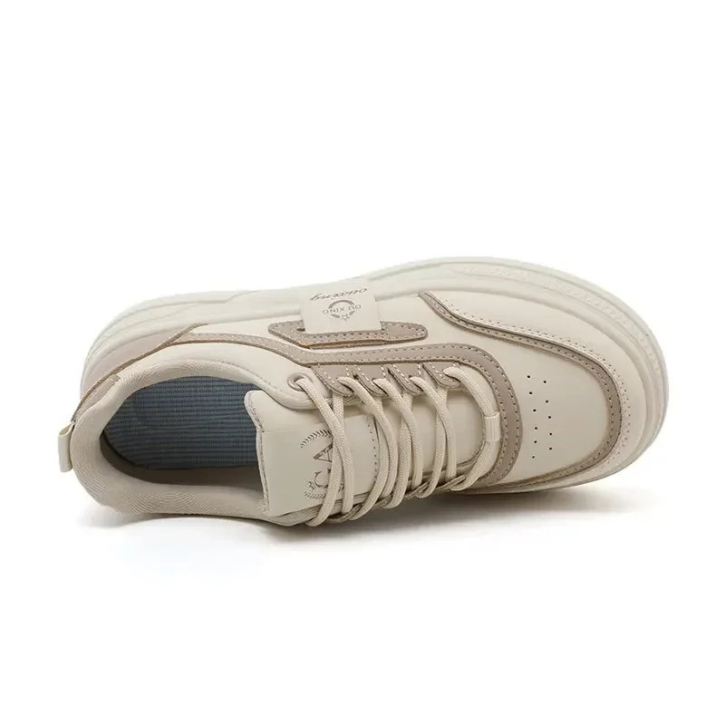 Scarpe da donna, nuova tendenza della moda estiva, scarpe sportive da donna, scarpe sportive casual