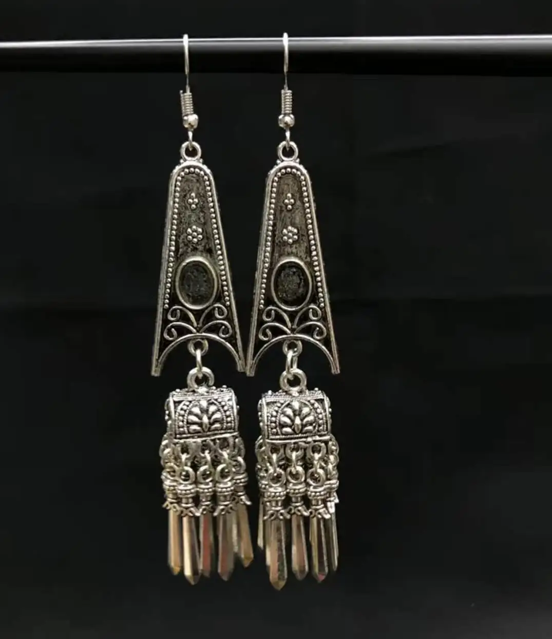 

Серебряные серьги с кисточками ручной работы в стиле Мяо – мастер-класс по изготовлению этнических украшений своими руками. Серьги Мяо.