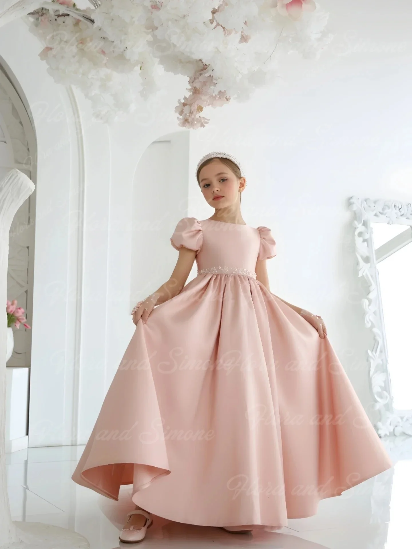 فستان فتاة الزهور مخصص باللون الوردي والأبيض البسيط وأكمام منتفخة مزين بالترتر لحفلات الزفاف وحفلات أعياد الميلاد الأولى #1