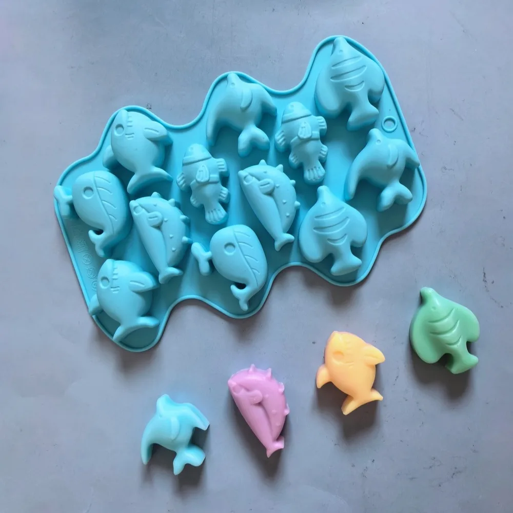 1pc 12 hole 6 models, small fish shaped chocolate silicone mold, candy, chocolate, biscuit, handmade baking tool for kitchen
