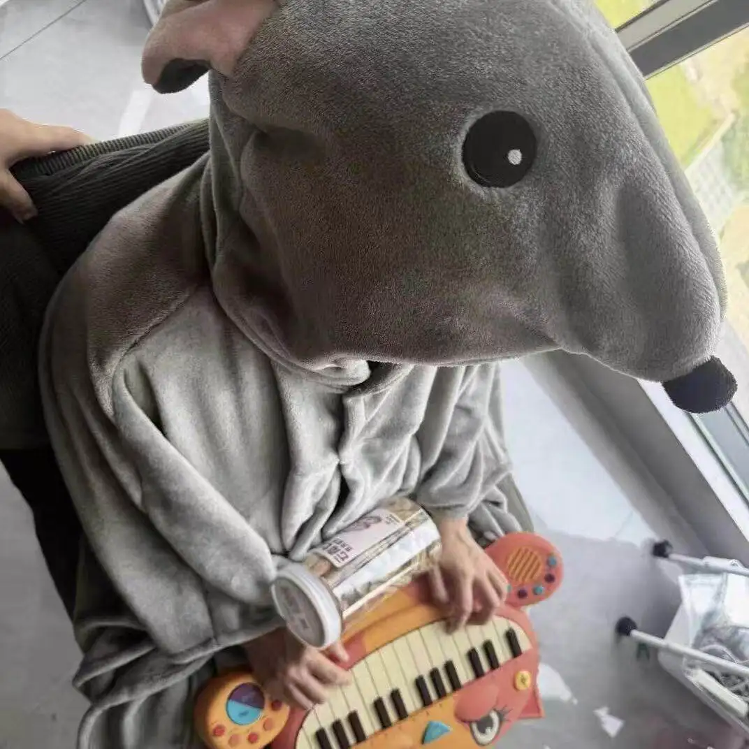 Cute Grey Mouse Hooded Cloak Casual Air Conditioned Blanket Mouse Mouse Cloak Trendy Blanket Children's Summer Home Clothes
