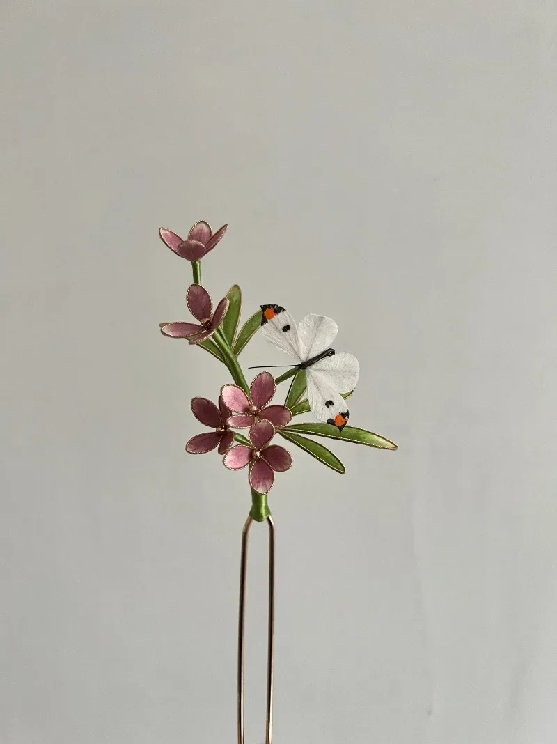 Intangible Cultural Heritage Edelweiss Hairpin Silk Edelweiss Butterfly Hairpin New Chinese Hairpin Antique Hanfu Accessories