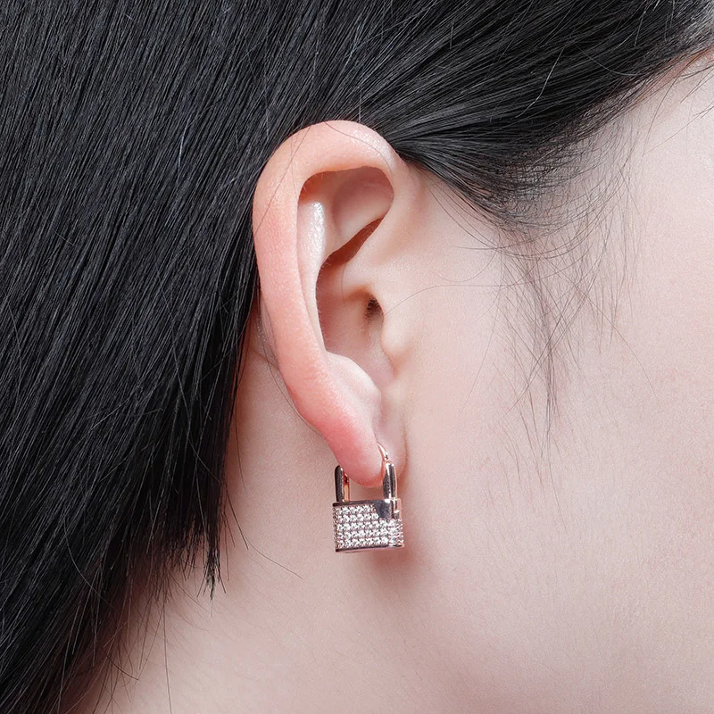 Trendy Micro Pave Zircon Lock Earrings For Women Men Gold Color Cartilage Earings Punk Hip Hop Jewelry Rock Accessories OHE031