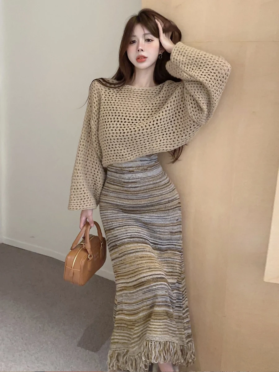Loose Knitted Hollow out Tunic Top with Fringe Design Long Sleeve Women's Fashion Autumn Wear Comfortable Breathable Short Style