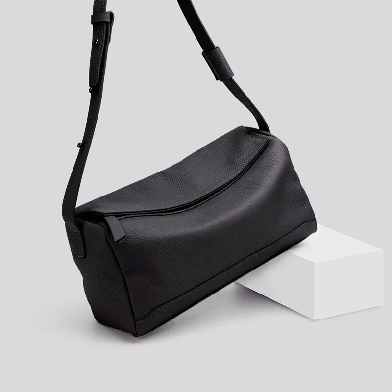 Business Genuine Leather Men's Crossbody Bag Large Capacity Cowhide Casual Shoulder Messenger Purse for Daily Commute Travel