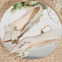 2024 New Autumn Brand Designer High Heels Luxury Pearl Crystal Bowtie White Wedding Shoes Women Pumps Thin Heeled Party Shoes