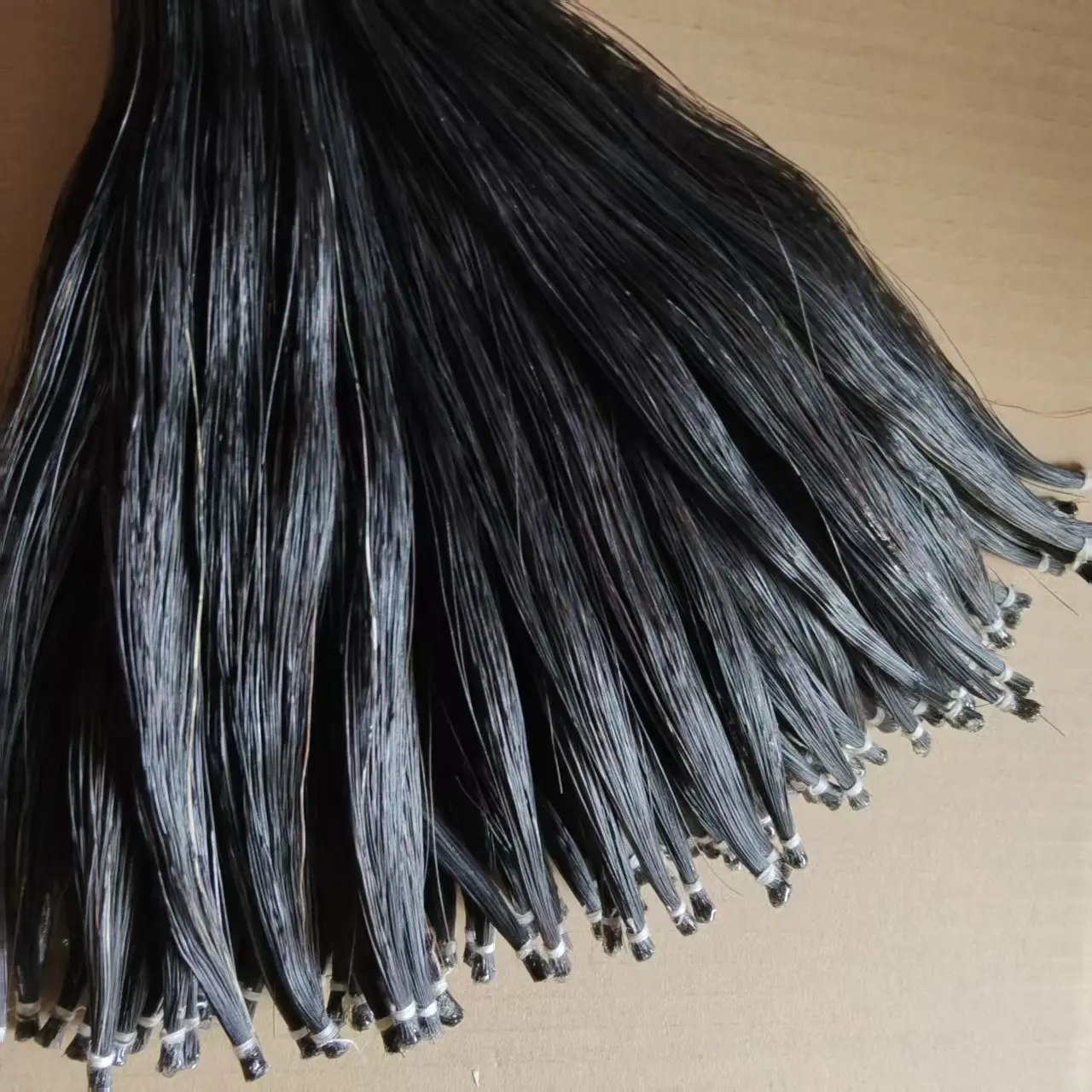 20 Hanks Black Stallion Horse Tail Hair 85cm to 88cm 6 to 7 Grams each One Violin Bow Hair