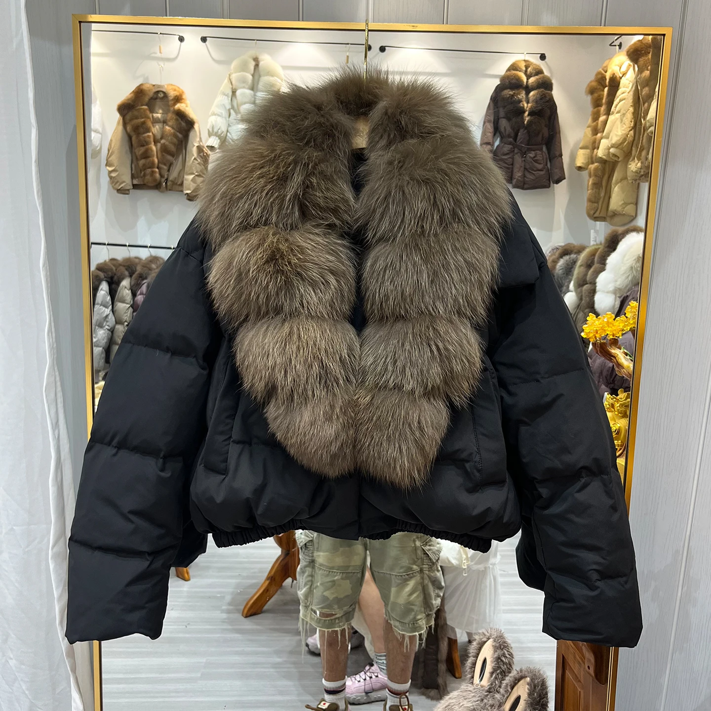 

High Waist Fur Collar down Jacket Women's Short Loose Fashion Outerwear Casual Style 80% down Fill Power Thickened Coat