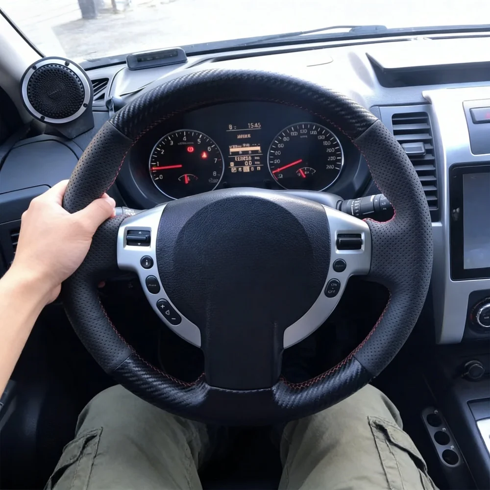 Autozubehör Geflochtenes schwarzes perforiertes Carbonfaser-Leder J10 X-TRAIL NV200 2008-2012 Lenkradbezug für Nissan Qashqai