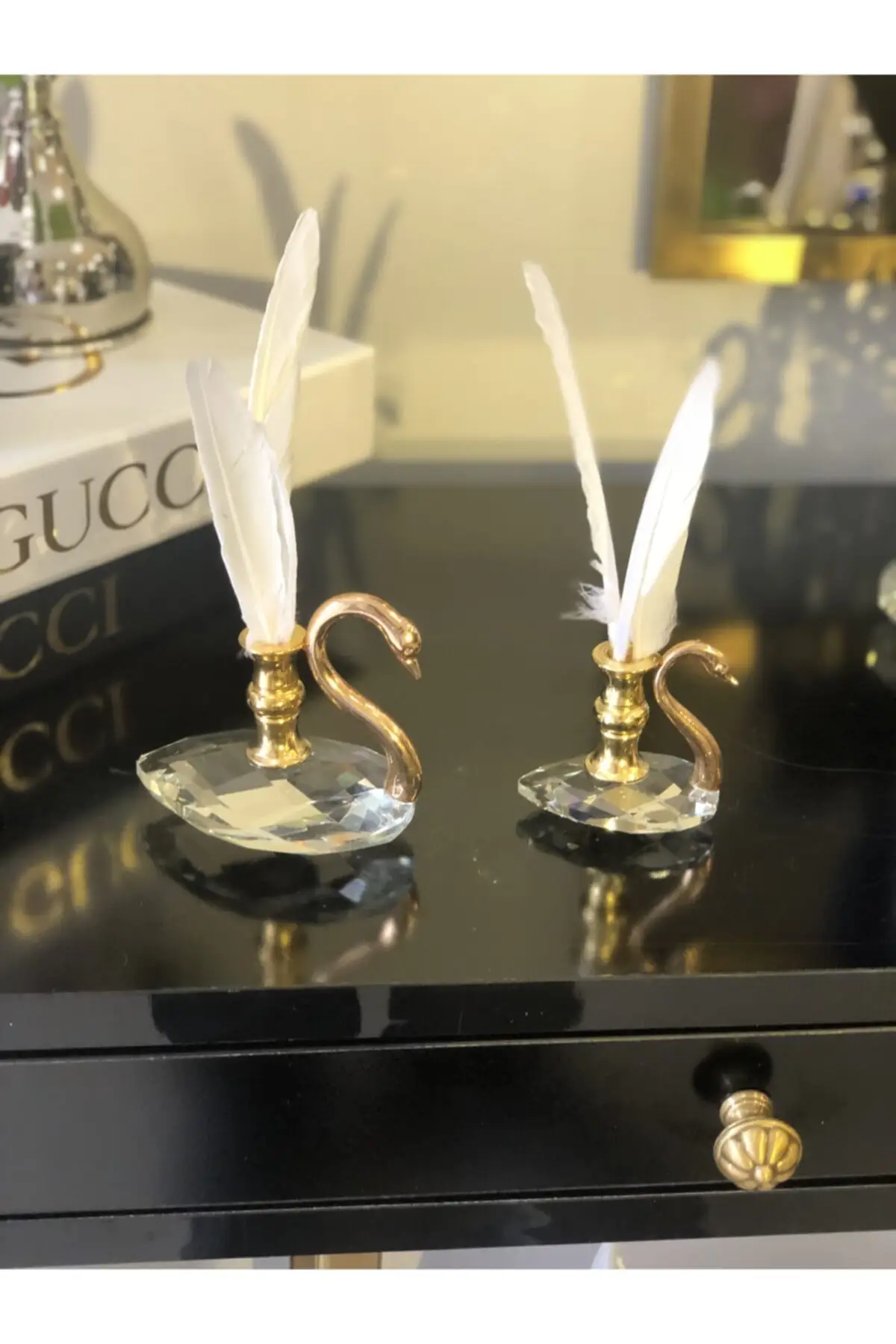 2 Li Wit Shaggy Gold Swan