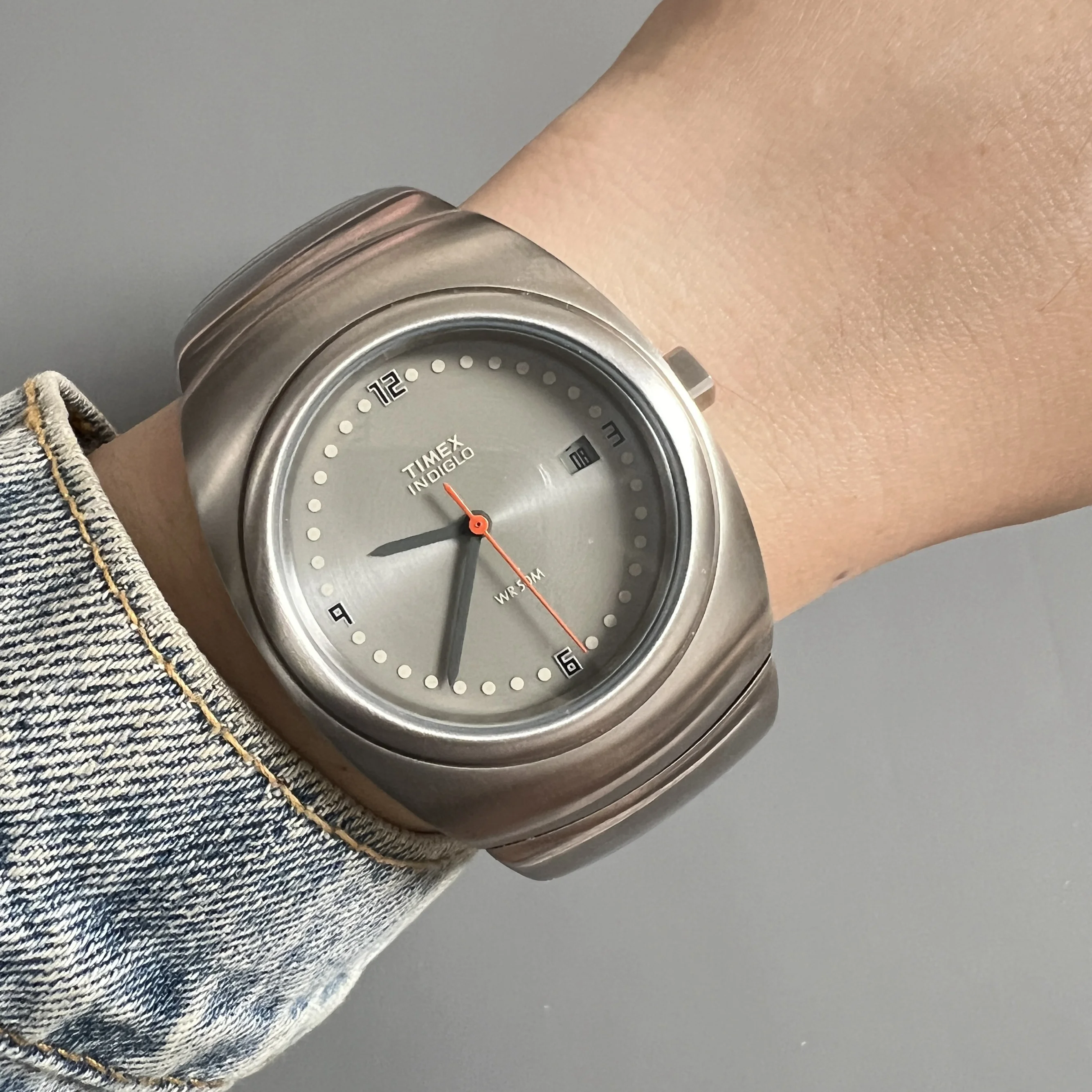 

Мужские часы по индивидуальному заказу, средневековые ретро спортивные кварцевые часы из нержавеющей стали, индивидуальный яркий светящийся сапфировый календарь