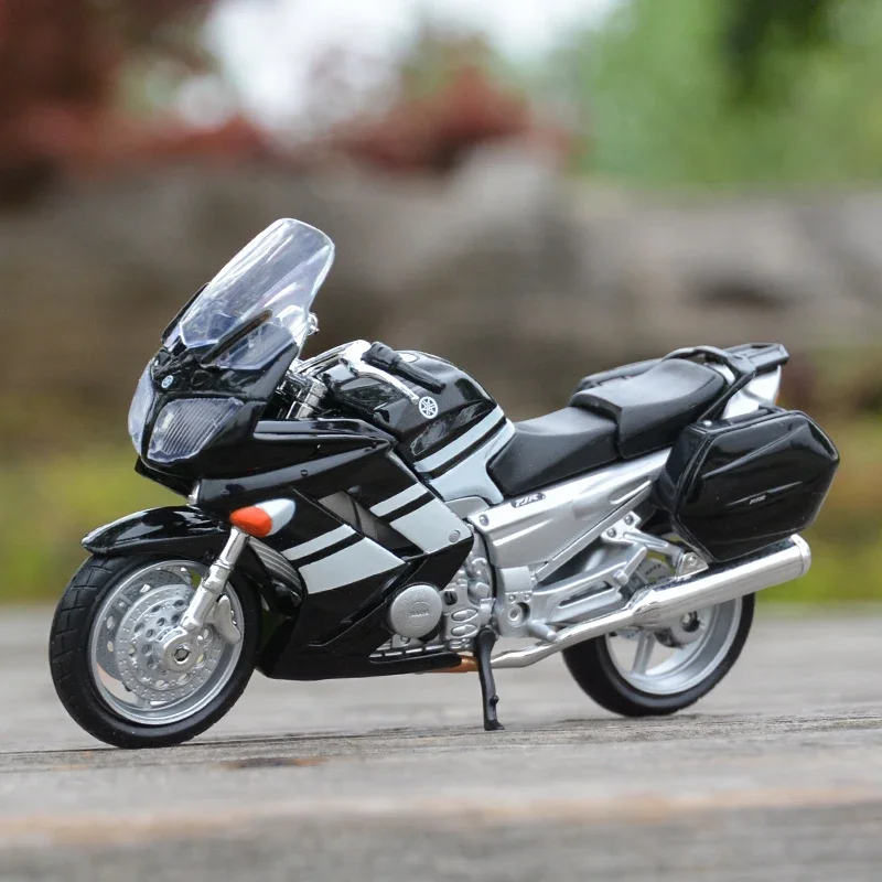 1:18 Yamaha FJR 1300 Alloy Motorcycle Model High Simulation Diecast Metal Street Motorcycle Model Toy Collection Children Gift