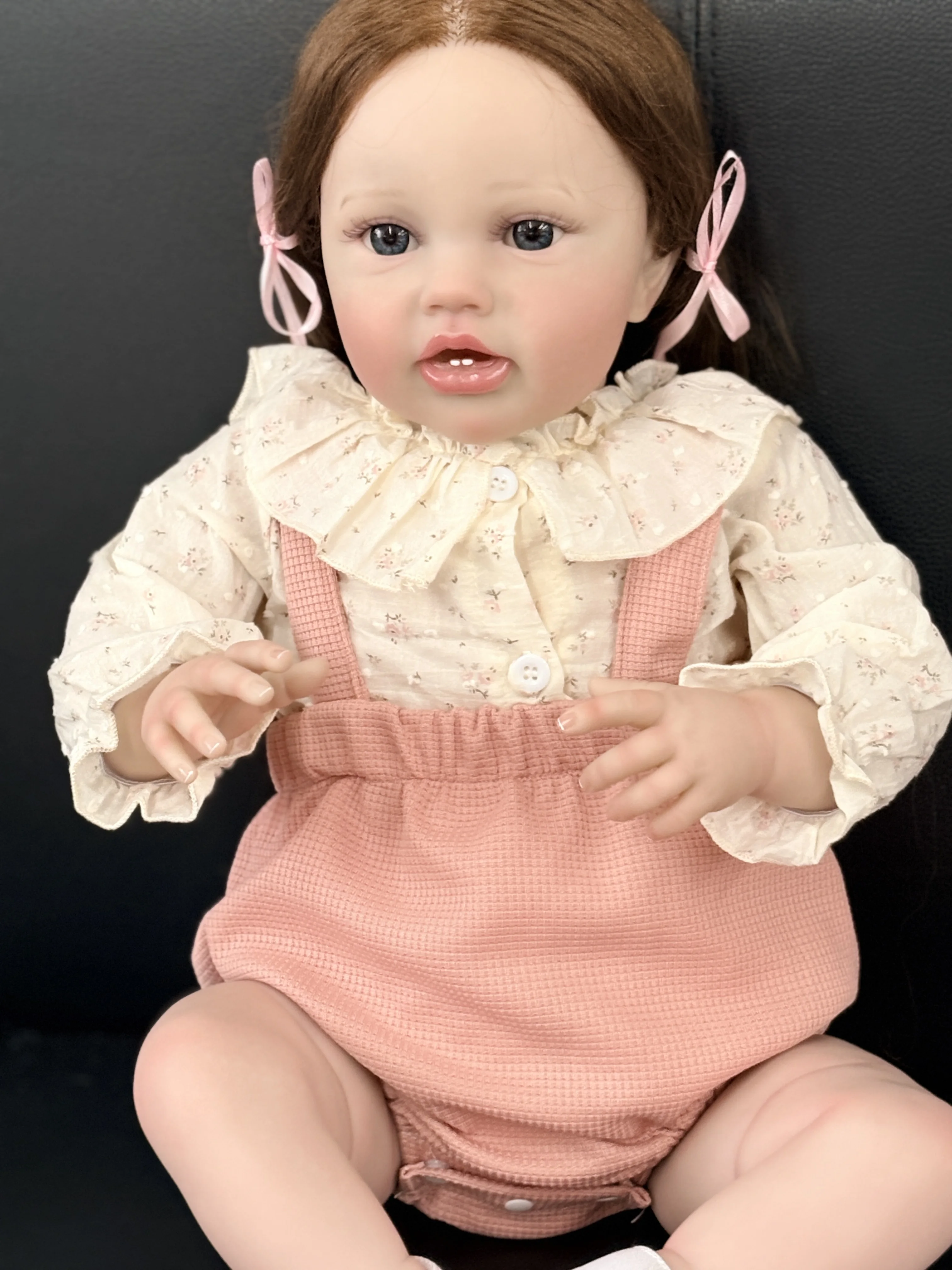 60CM Hand Painted 3D SkinToddler Baby Princess Girl  Reborn Lottie Lifelike Soft Touch Bebe Dolls Gift for Christmas Festival
