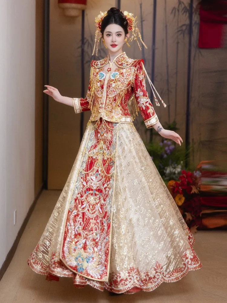 

The new Chinese-style wedding dress for brides a stylish and elegant style is heavy industry