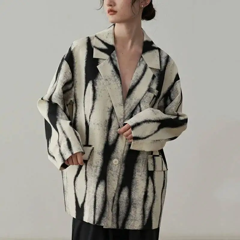 HKSH Women Thin Blazer Back Hollow Out Notched Collar Single Breasted Tie-Dye Elegant High-end Jackets New Spring Summer HK12634