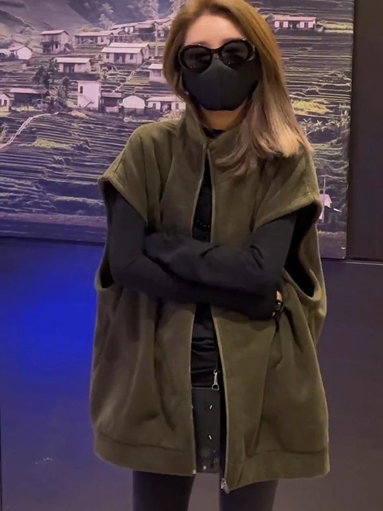 Plus Size 300er Pou ein Fce Damenweste Loose Svel Retro Hong Kong Sle Faionable Oberbekleidung Jaet