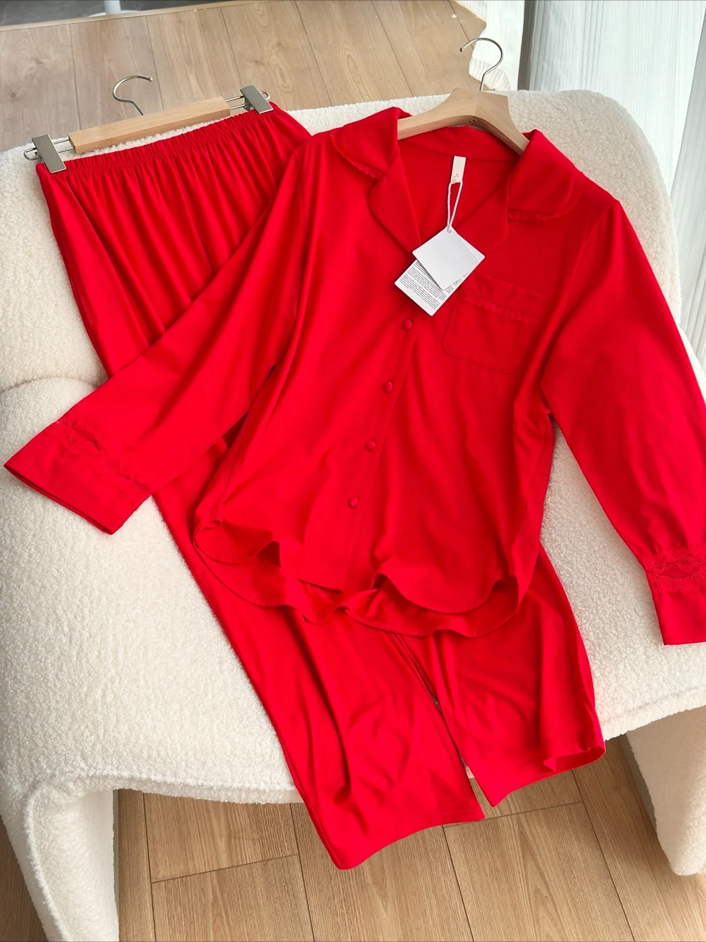 

New Women's Pajamas, Made of Pure Cotton Modal, Skin-friendly, Breathable, Comfortable and Soft Sleep Tops