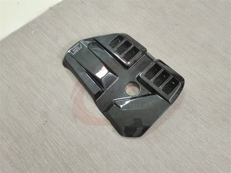 

Car Dry Carbon Fiber Engine Hood for BMW G80 G82 G83 M3 M4 dry carbon fiber engine Covers