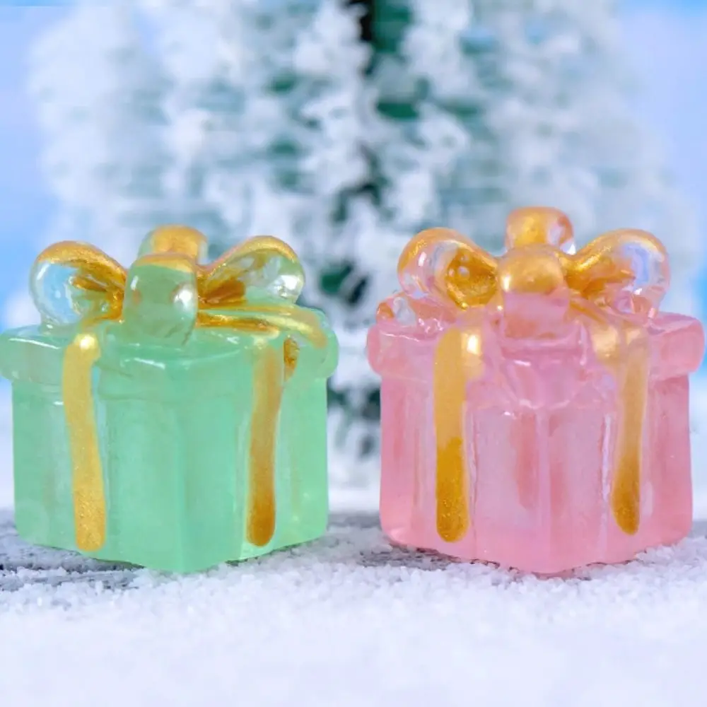 6PCS Micro Landscape Christmas Luminous Gift Box Mini Resin Xmas Luminous Small Figurines Cartoon DIY Crafts Car Small Ornaments