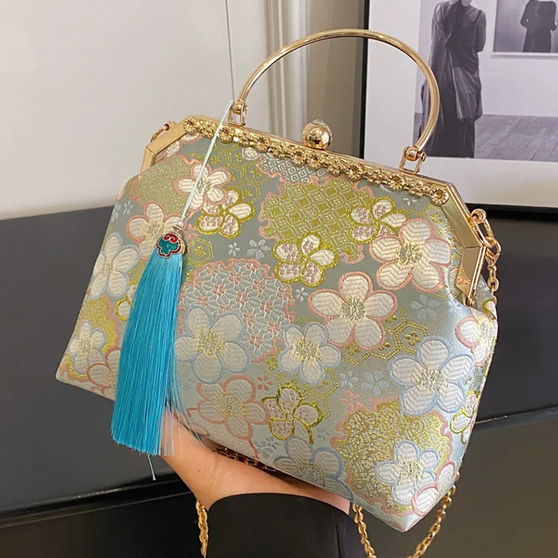 2024 Vintage Women Chain Tassel Shell Clip Lock Bags Evening Clutch Lady Flower Chain Messenger Bags Retro Simplicity Handbags