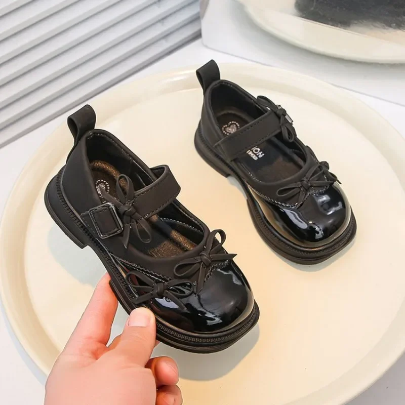 جديد أطفال ماري جين أحذية السببية المرقعة تنوعا الفتيات موضة الأميرة أحذية من الجلد Bowknot الحلو الأطفال الشقق عدم الانزلاق