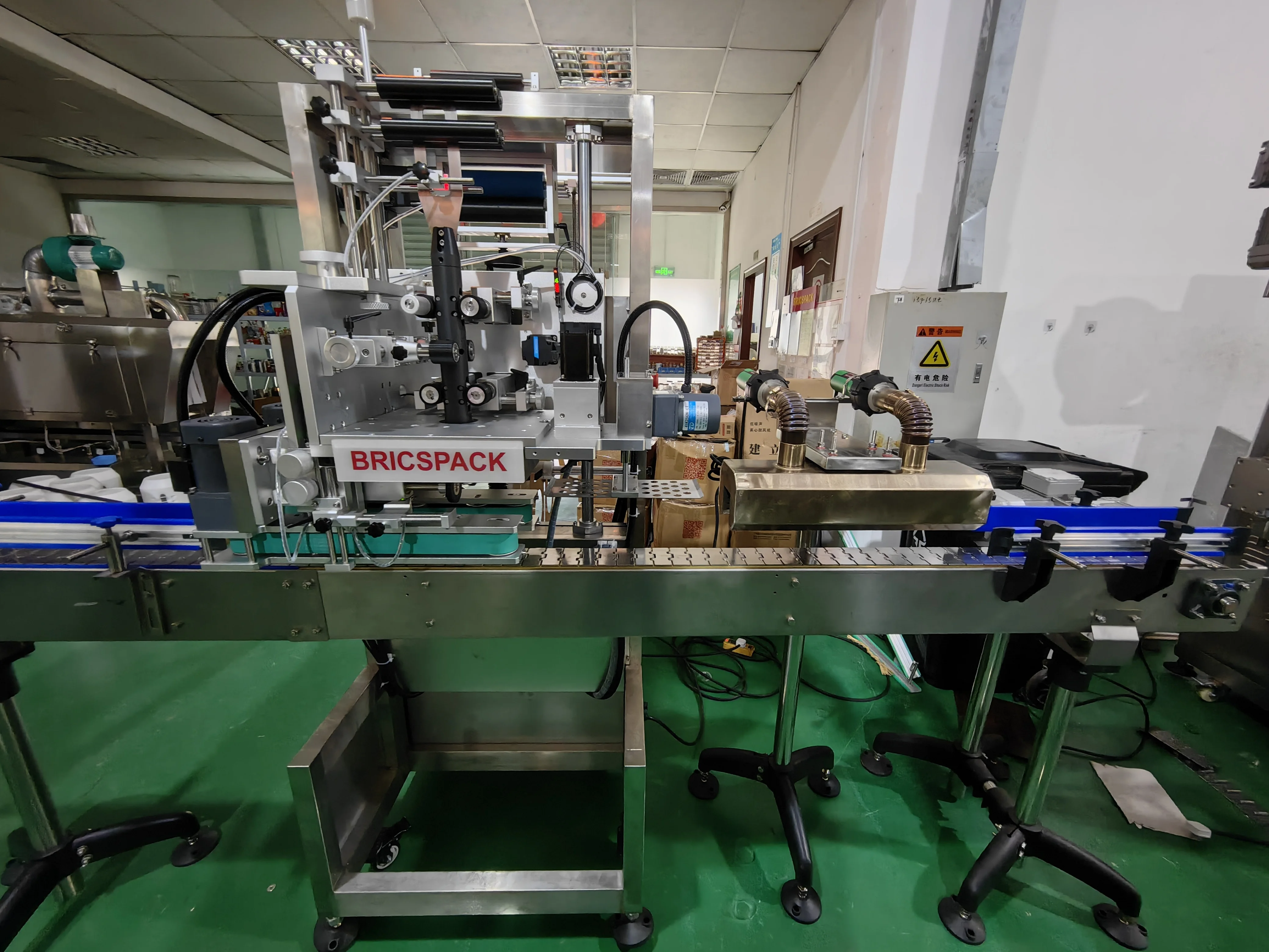 Automatic Bottle Labeling with Tamper Evident Bands and Shrink Sleeve PLC Controlled Stainless Steel High Speed