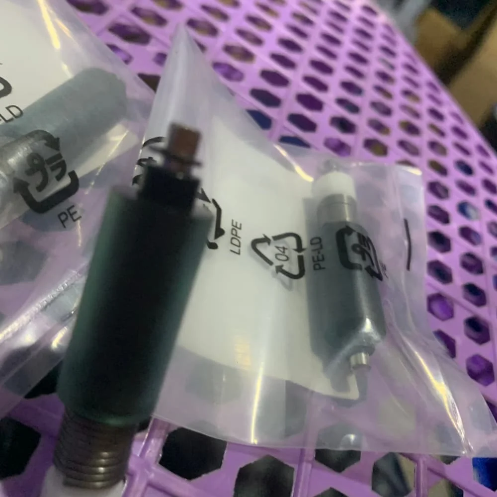 

1 шт. 4658015106 4034015101 для Konica Minolta c 554e C3350 C35 C3850 DI152 разделительный ролик