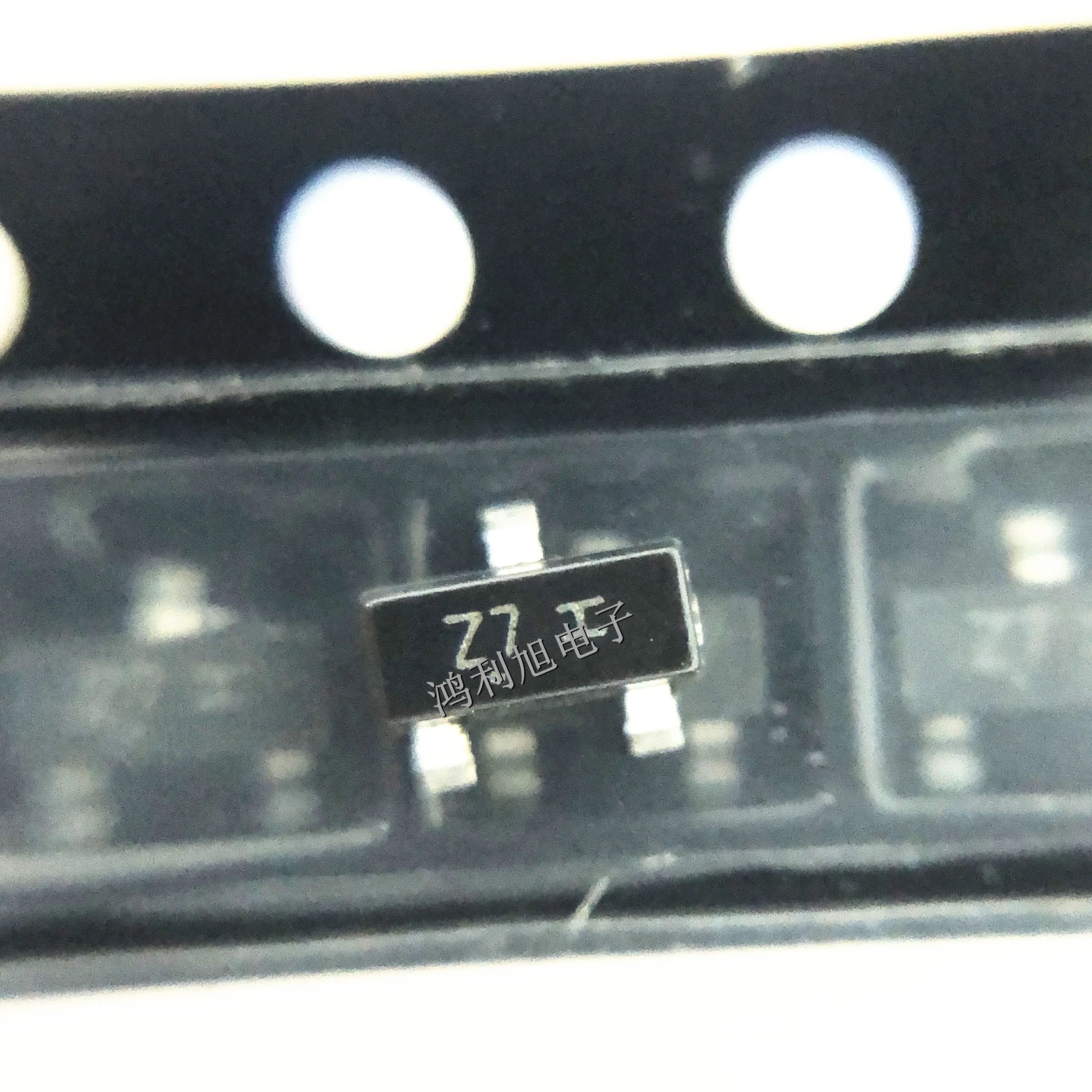 20pcs/Lot BZX84C8V2LT1G SOT-23-3 MARKING;Z7 Zener Diodes 8.2V 250mW 5% Operating Temperature:- 65 C-+ 150 C
