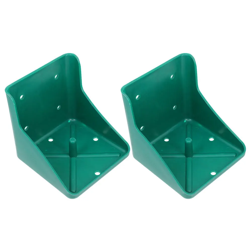 

2Pcs Livestock Salt Feeder Box Heavy Duty Salt Blocks Holder for Cattle Sheep Farm Use Anti-Waste Licking Feeding Tray