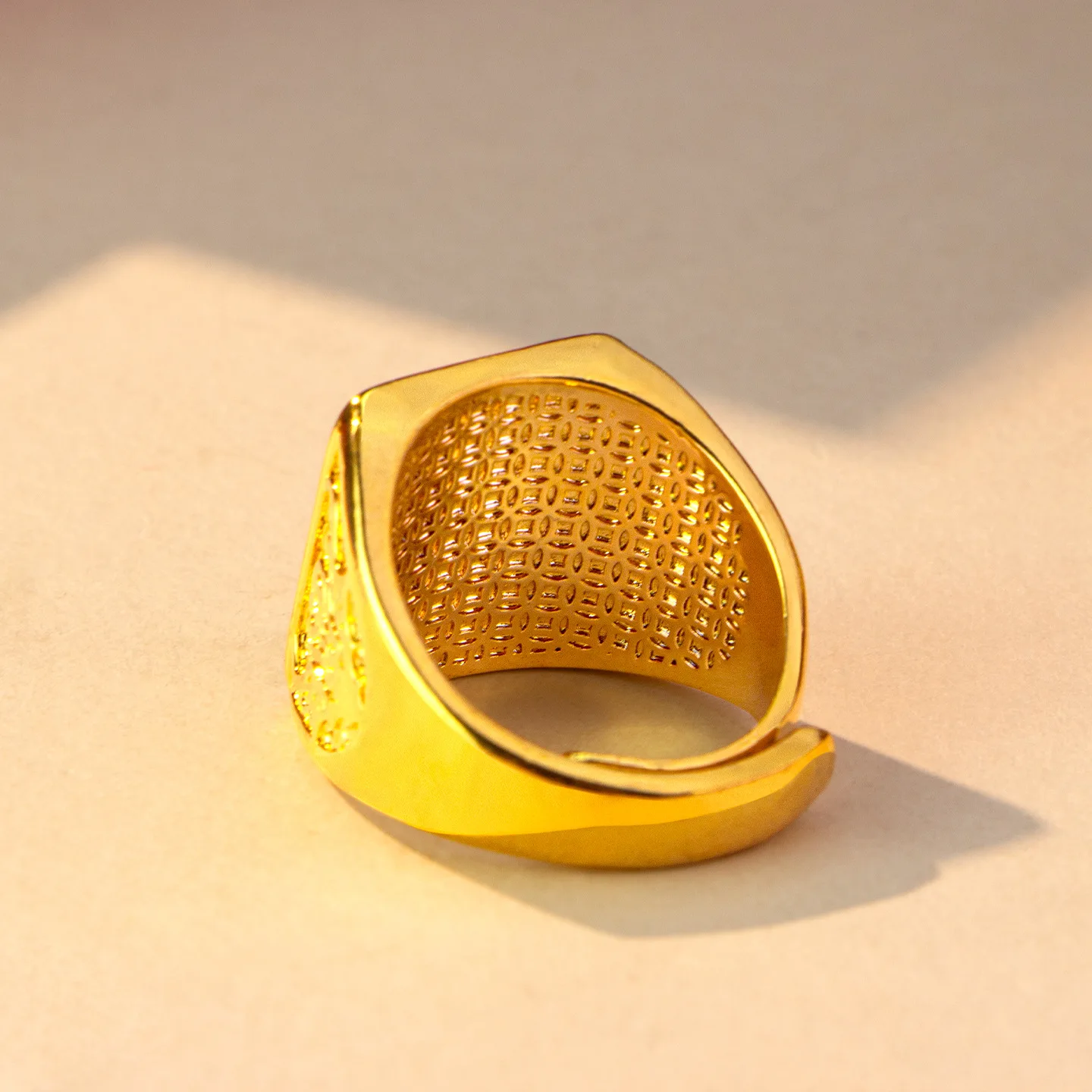 

Fu Character Open Ring Men's 24K Gold AU999 - Auspicious fu character for fortune, pure 24K gold, for daily wearing