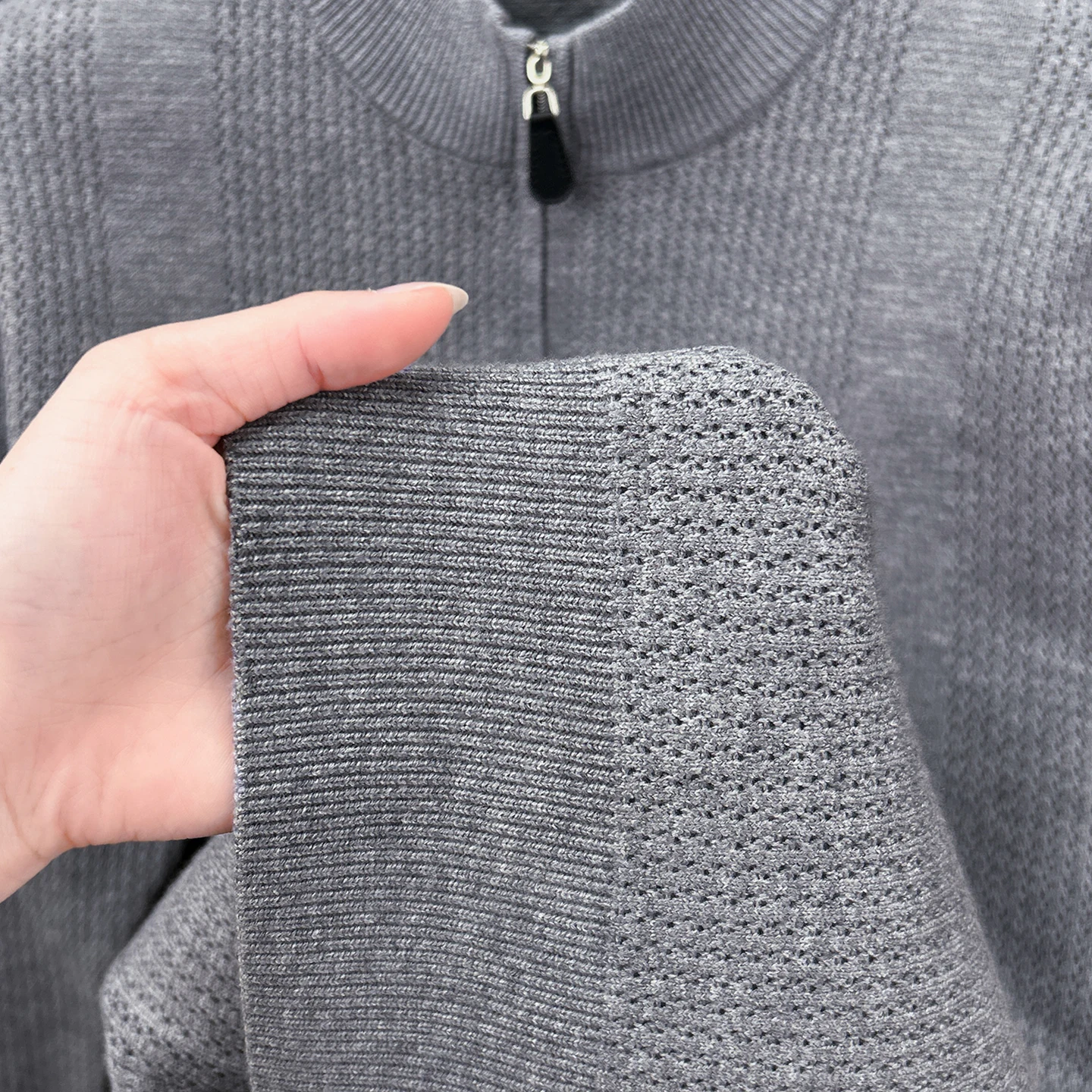 Hochwertiger Herrenpullover mit halbem Reißverschluss am Kragen, modisches Jacquard-Design, luxuriöse Marke, mit Hunde-Stickerei, lässiger Winterpullover, dick und warm gestrickt. – Detail 19