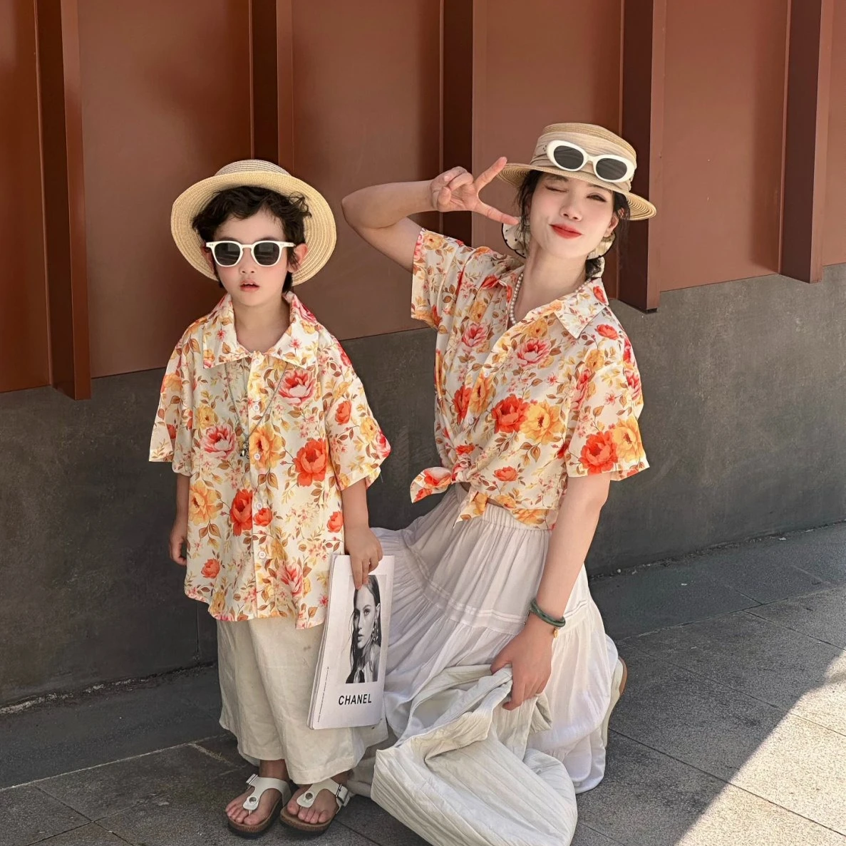 

2026 New Summer Beach Vacation Family Matching Shirts Mommy And Me Floral Print Family Of 3 Casual Holiday Outfits