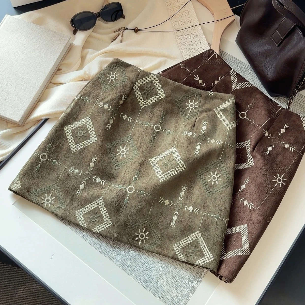 Seoulish Vintage Suede Fleece Mini Skirt 2026 New Autumn Winter Embroidery Geometric Pattern High Waist A Line Wrap Hip Skirts