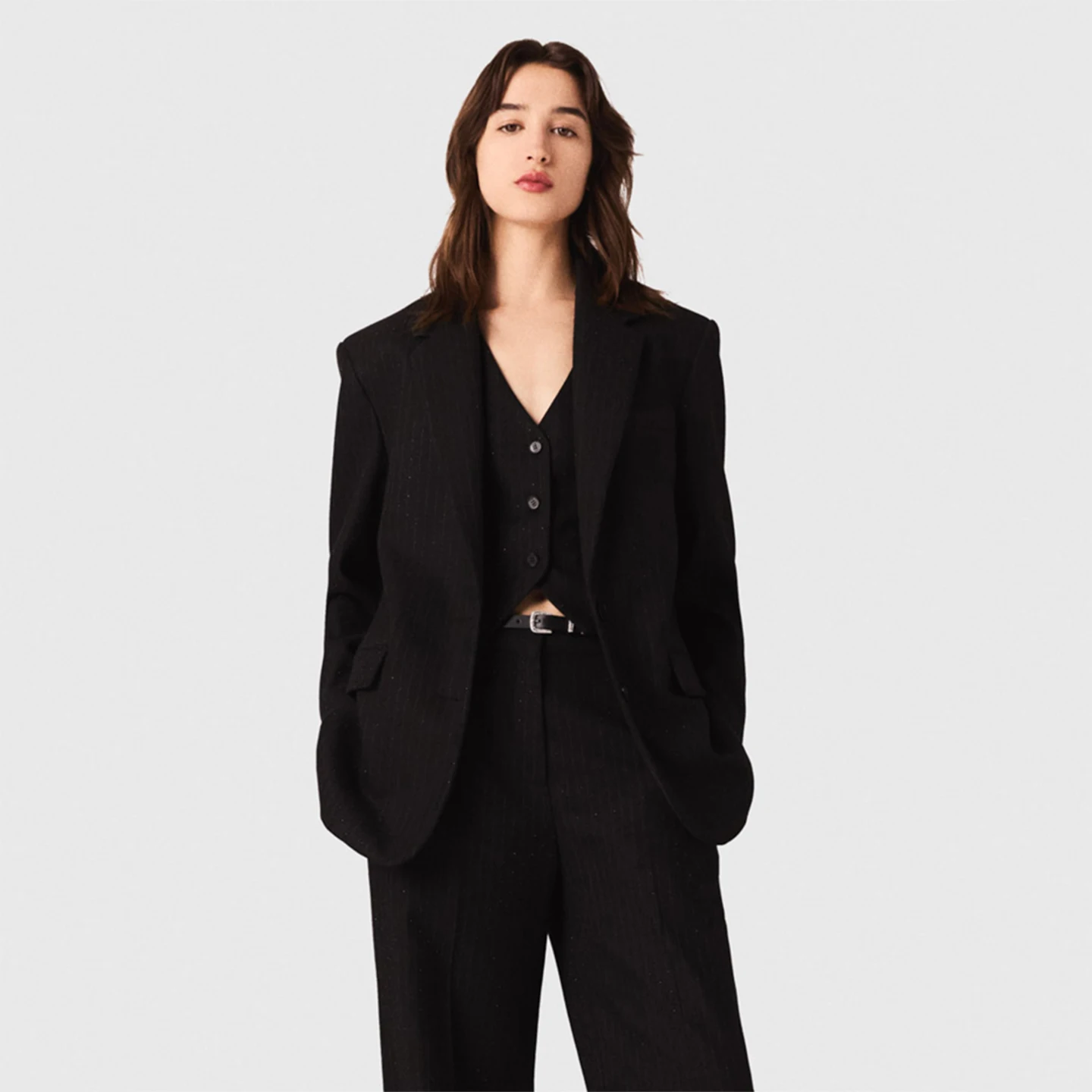 

Faionable Bla Stripe oulder Pad Suit Jaet ort Sle Decorated with Simulated Diamo by M Home Autumn Winter Colle...