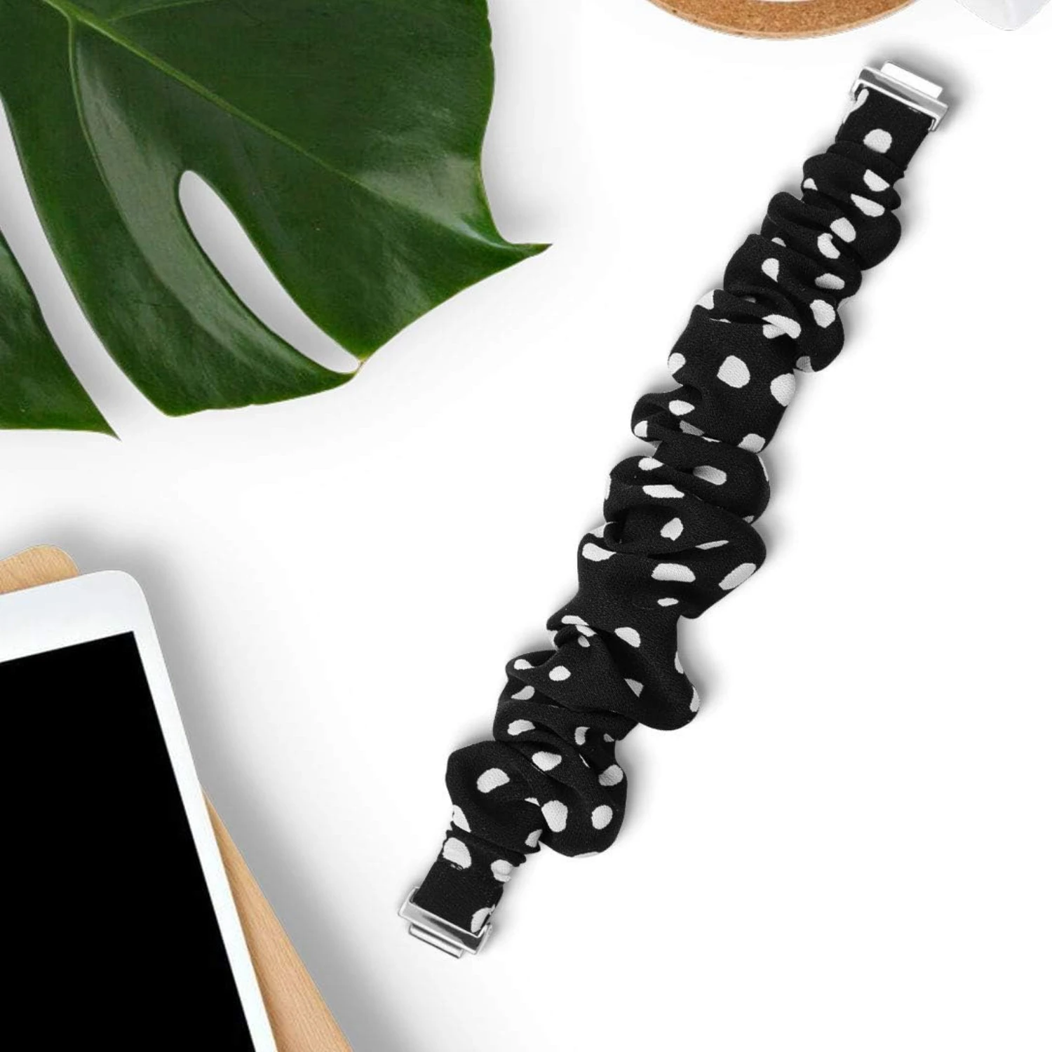 قم بترقية روتين التمرين اليومي الخاص بك باستخدام هذه الأشرطة الفاخرة والمتينة ذات الجودة العالية. مصممة لإضافة لمسة من sophistica